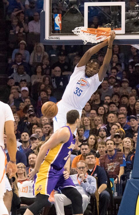 El Thunder liga 8 triunfos