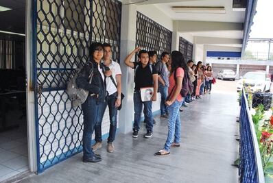 Falta de recursos dificulta  posgrado a estudiantes