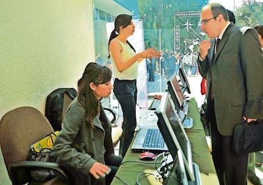 Celebran coloquio electoral