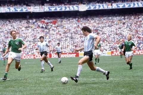 A retener orgullo