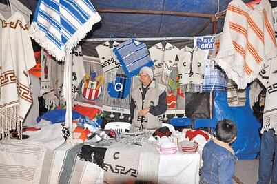 Proyectan mercado de artesanías en capital