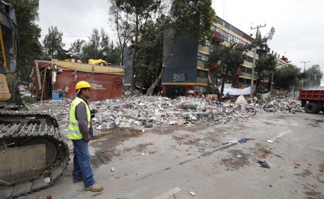 Hay 328 mil negocios afectados por el sismo: Inegi