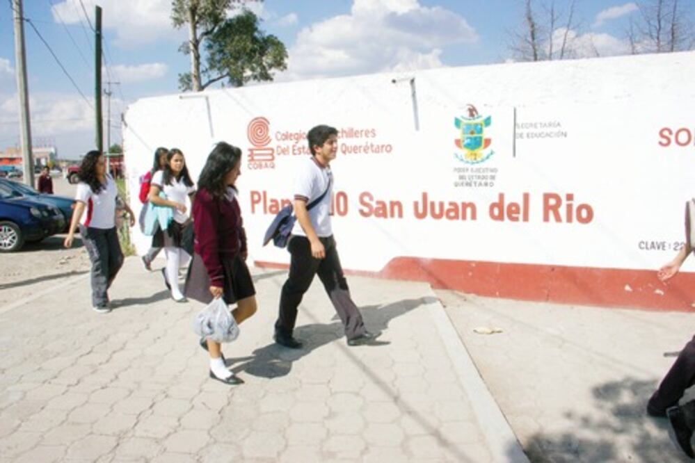 Abandonan el Cobaq 35% de estudiantes