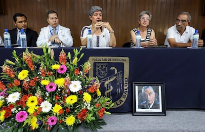 Homenaje a primer donador de cuerpo