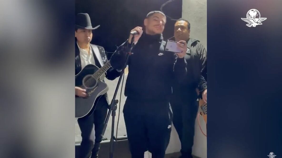 VIDEO: Cuando Eduin Caz, de Grupo Firme, entonó "El Ratón", canción para Ovidio Guzmán