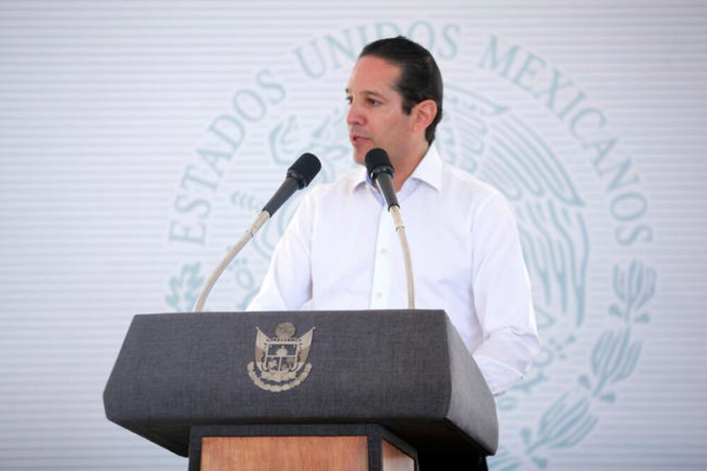 El gobernador Francisco Domínguez Servién informó sobre la intención de aumentar 200 autobuses al sistema de transporte público / Foto: César Gómez