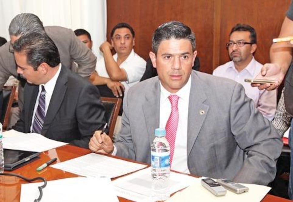 Exhorta ESFE a no heredar deudas