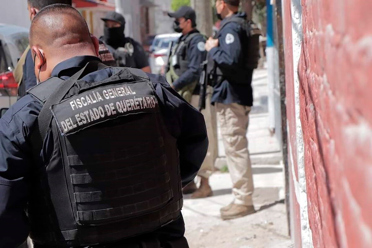 Tras cateos en Reforma Agraria y La Popular, detienen a 13 personas