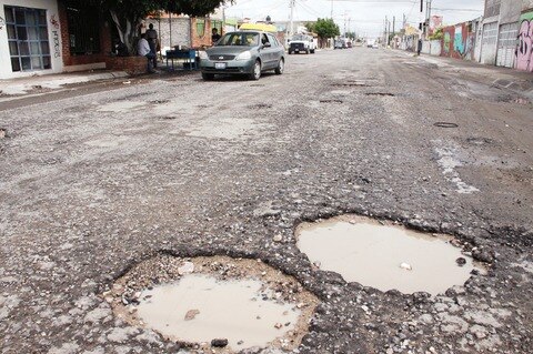 Invertirán 80 mdp para bacheo