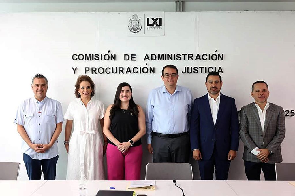 Aprueban en comisiones la Ley Kuri, que busca proteger a menores en el entorno digital