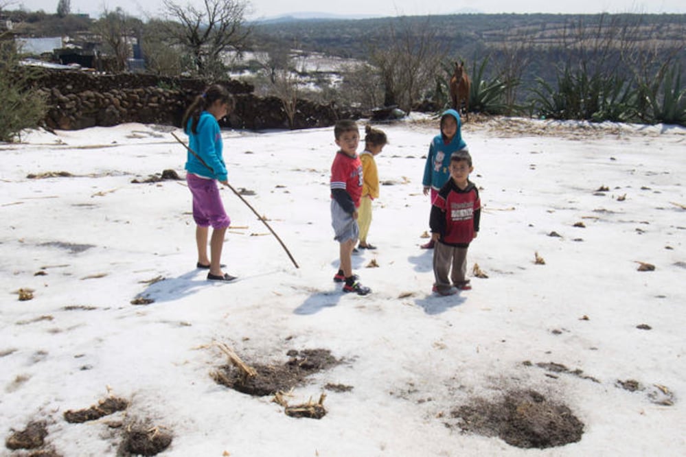 El director de Protección Civil, Fernando Zamorano, aseguró que el chubasco, acompañado de granizo, no causó graves daños, sólo cortes de energía eléctrica. (ARCHIVO EL UNIVERSAL)
