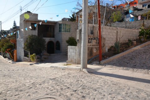 Se entregan obras de urbanización