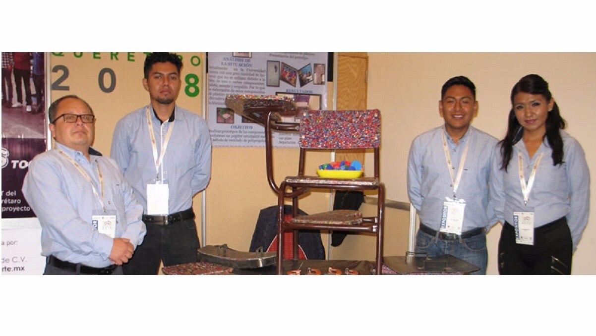 Estudiantes de la Uteq crean mobiliario escolar con envases reciclados
