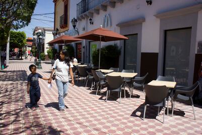 Limita a comerciantes falta de estacionamiento