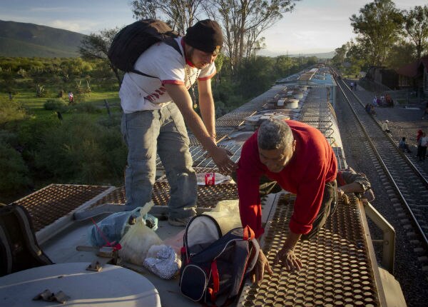 Brinda Oficina de Atención al Migrante líneas de acción