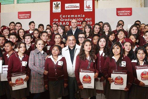 Inicia enseñanza de lengua otomí en plantel del COBAQ