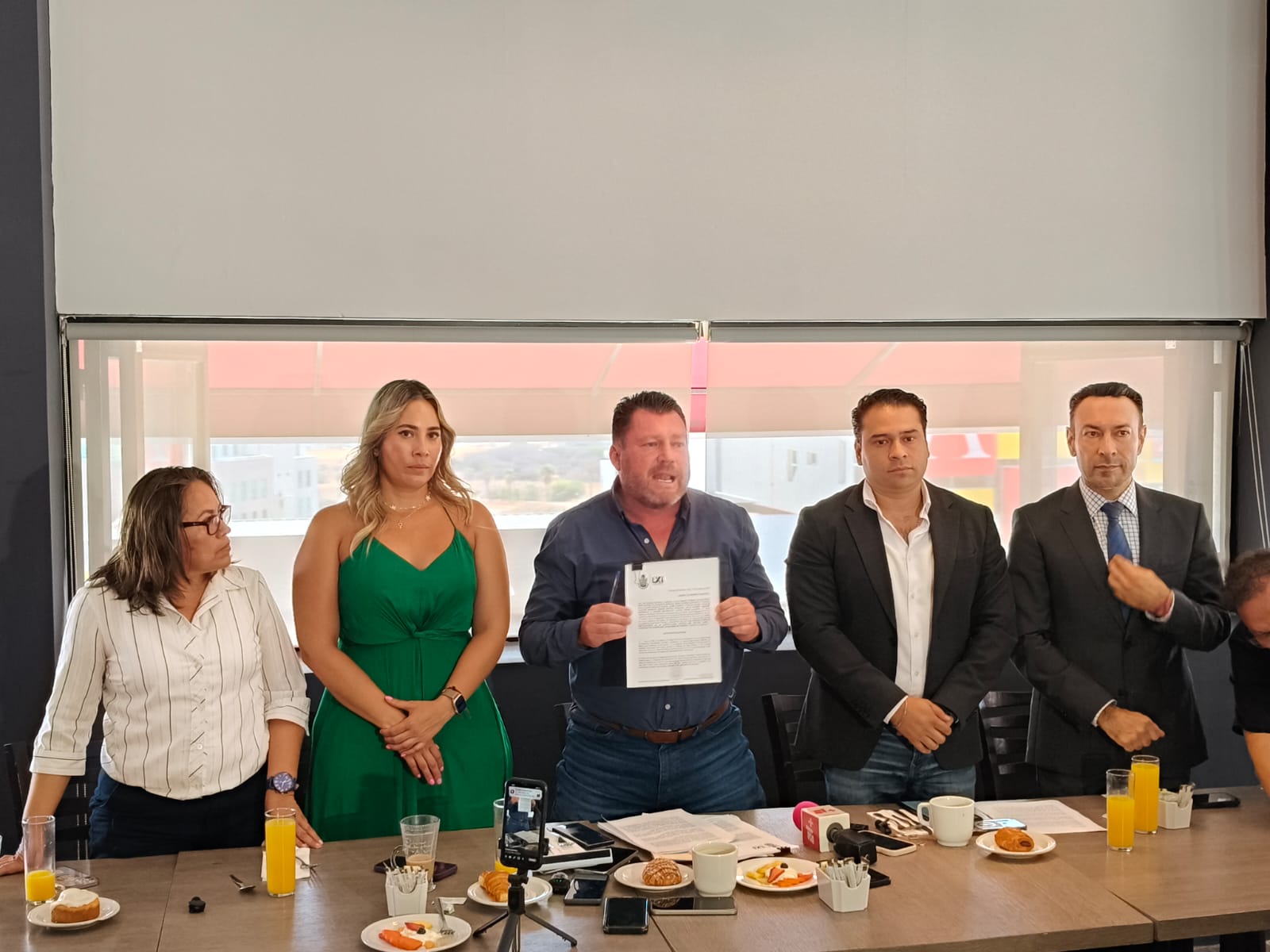 Morena propone reformar la Constitución de Querétaro para garantizar el derecho a una vivienda digna