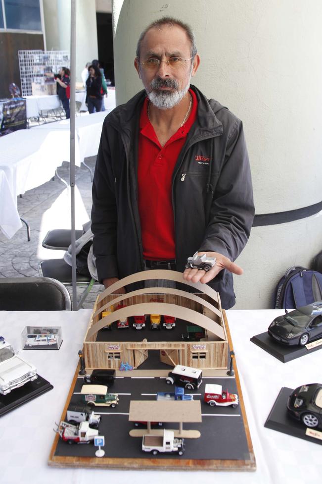 Modificar autos a escala, hobby que requiere de imaginación