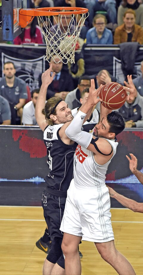 Otro triunfo para Ayón y Real Madrid