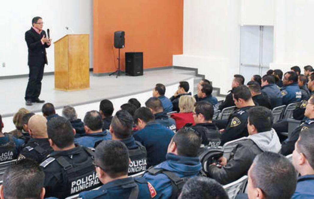 Capacitan a policías en nuevo sistema penal