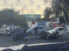 Tres emergencias viales movilizan a cuerpos de auxilio en distintos puntos de la capital de Querétaro
