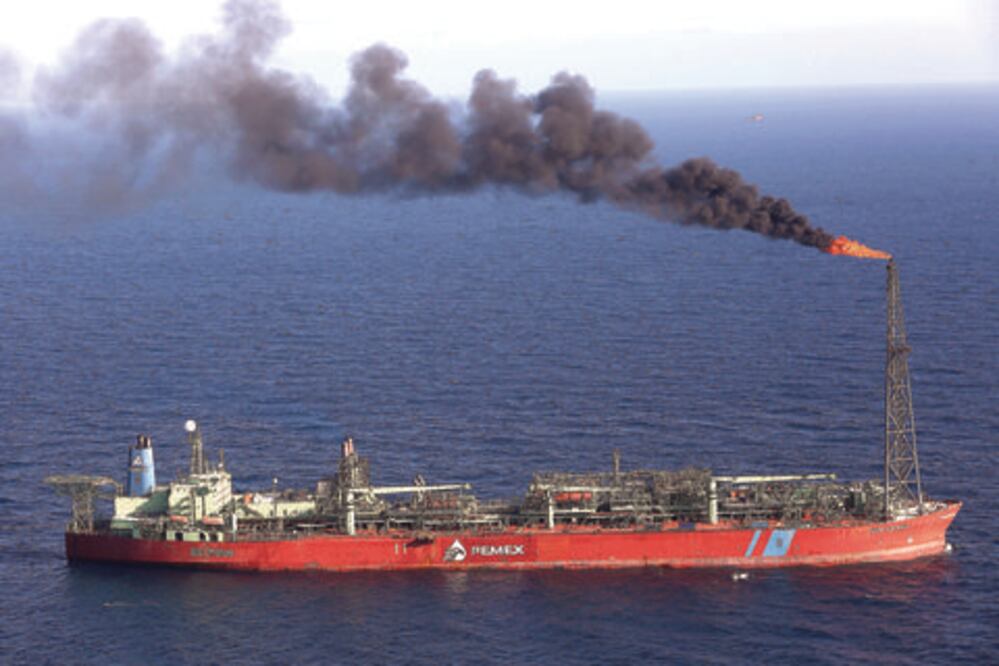 Pemex inicia con saldo negativo