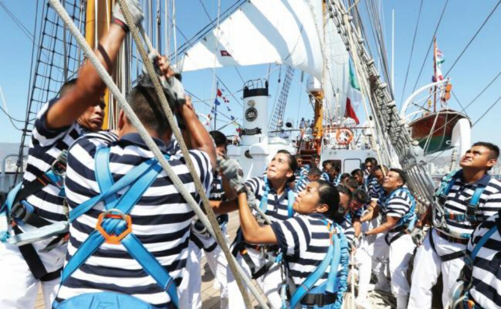 Buque escuela se previene de piratas