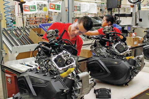 Señalan falta de certificación de empresas