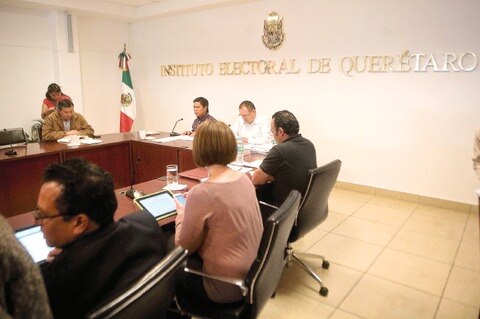 Resaltan importancia de órganos electorales