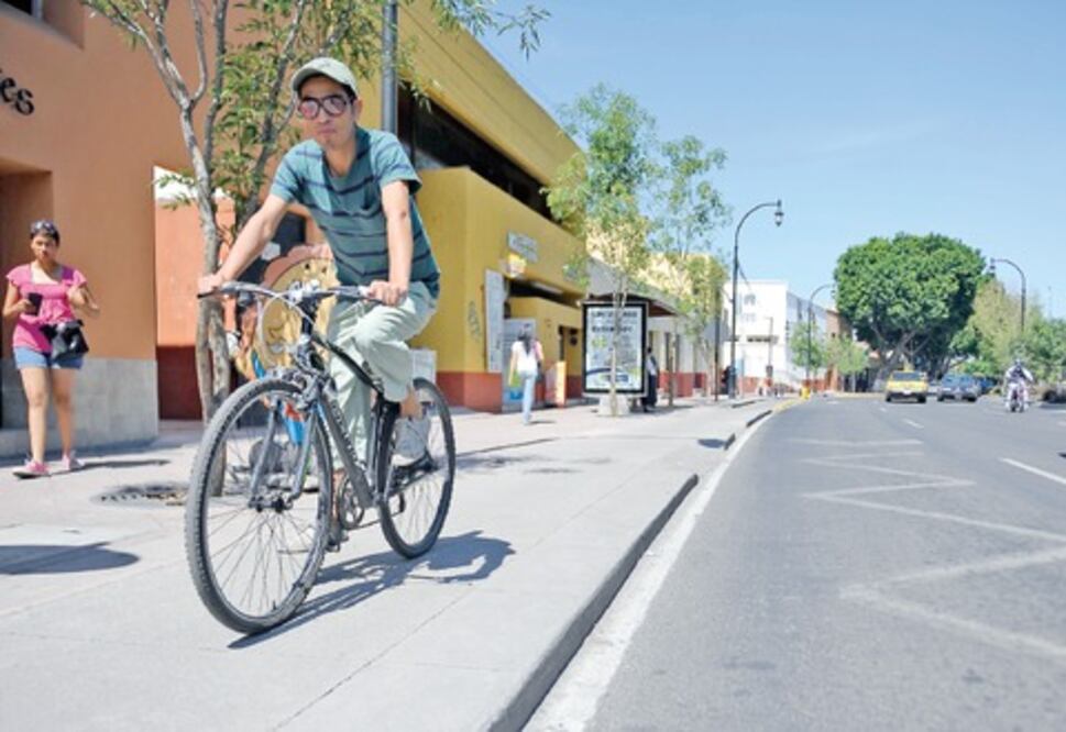 Promueve Loyola infraestructura vial