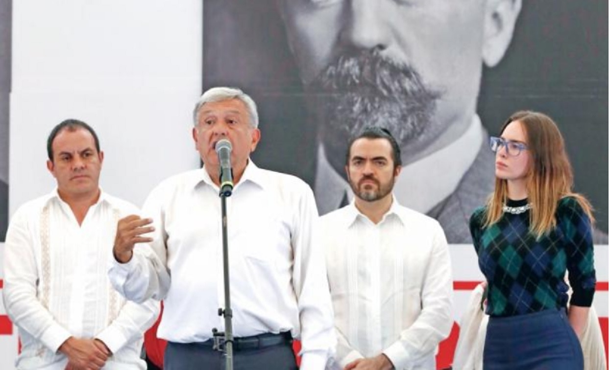 AMLO pidió que no haya imposiciones en la elección de líderes
