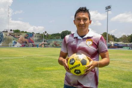 César Villaluz, el campeón del mundo que brilla en los Halcones de Querétaro 