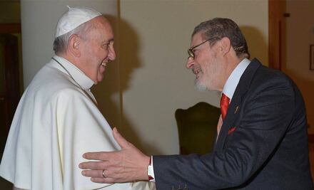 Muere por Covid-19 el médico personal del papa Francisco