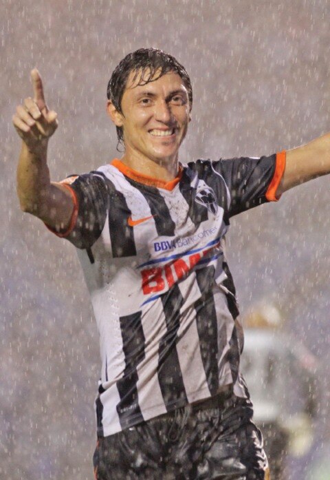 Monterrey gana en una “alberca”