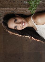 Dafne Fahur, belleza con inteligencia