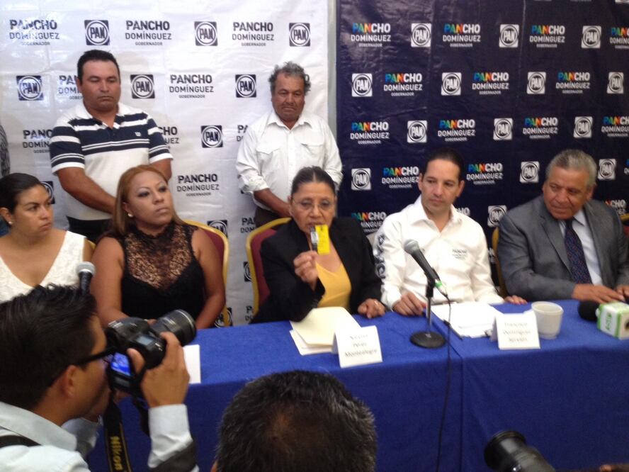 Militantes del PRD se unen a Domínguez