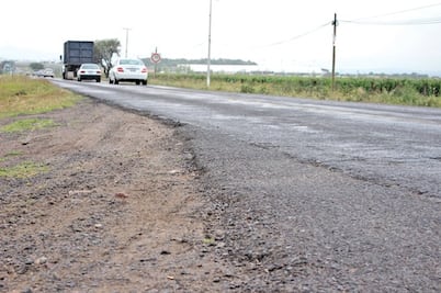 En Huimilpan, urge rehabilitar carreteras