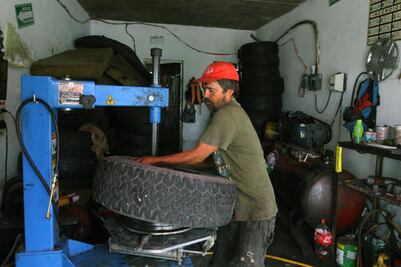 ‘Comienza a llover y luego luego caen los automovilistas’