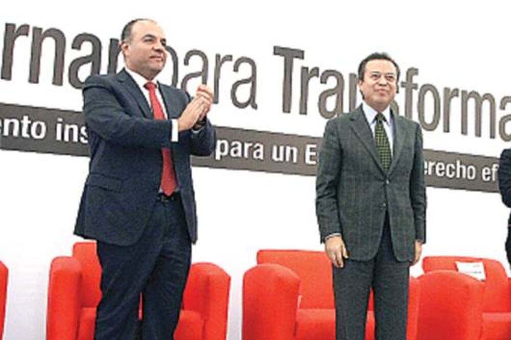 Cierra PRI filas con Loyola Vera