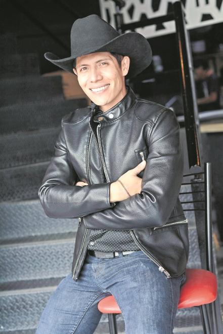 Para cantarle al amor