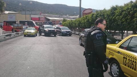 Urgen a abordar tema de transporte privado