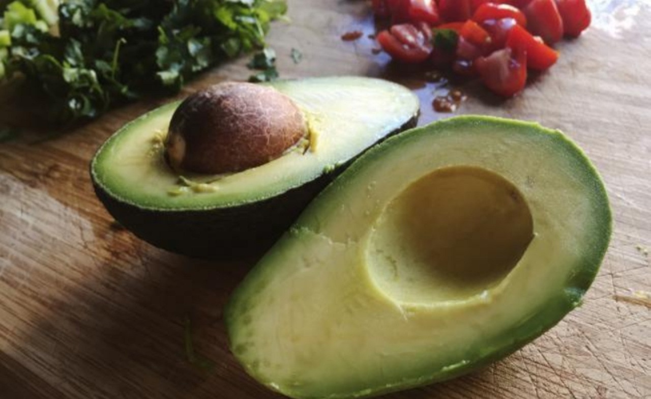 Aguacate, medicina natural para reducir el colesterol