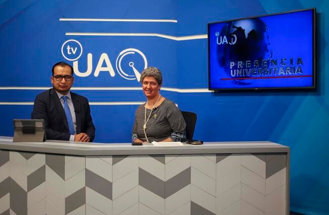 Rectora convoca a diputados a reunirse con 13 directores