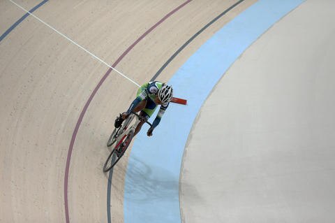 Inauguran velódromo olímpico 