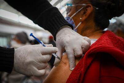 Contagios de Covid-19 suben 50% en los últimos 7 días