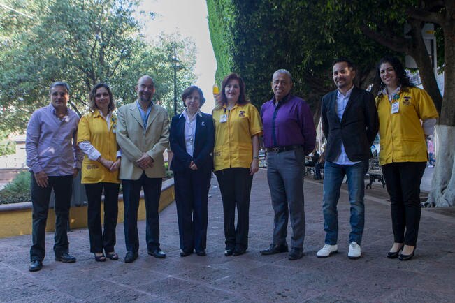 La comunidad artística pone su granito de arena para ayudar a los pequeños en su ardua lucha contra la enfermedad (DEMIAN CHÁVEZ. EL UNIVERSAL)