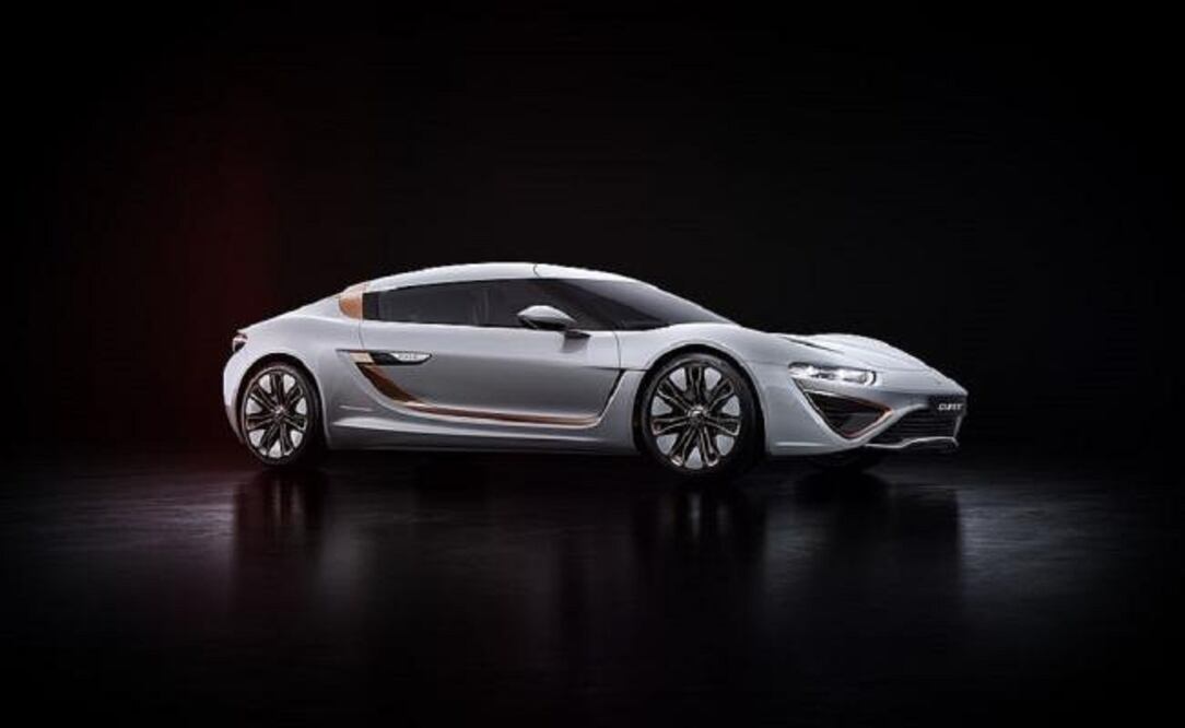 Quant: el coche que se mueve con agua de mar