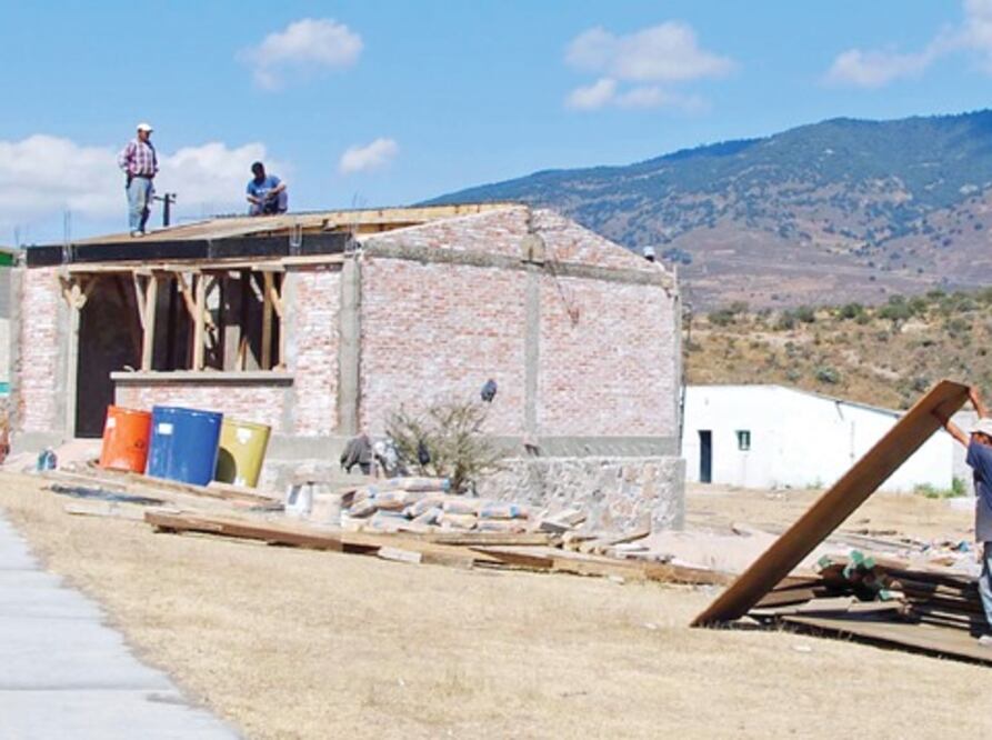 Destinó la Sedatu 200 mdp a obra social