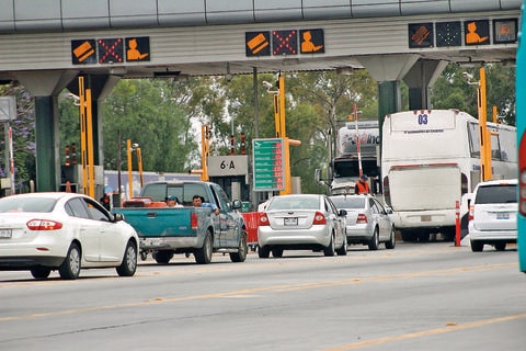 Prevén gran aforo vehicular el fin de semana