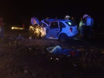 Dos lesionados deja un choque de vehículos